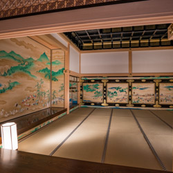 honmaru d'un château japonais la résidence du daimyo