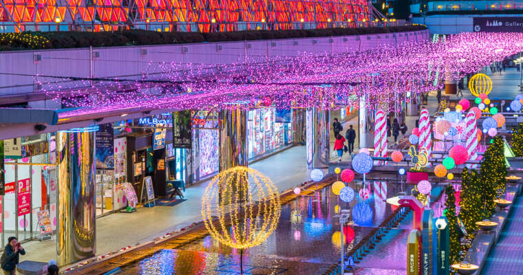 Les illuminations d’hiver : Le Japon vs La France